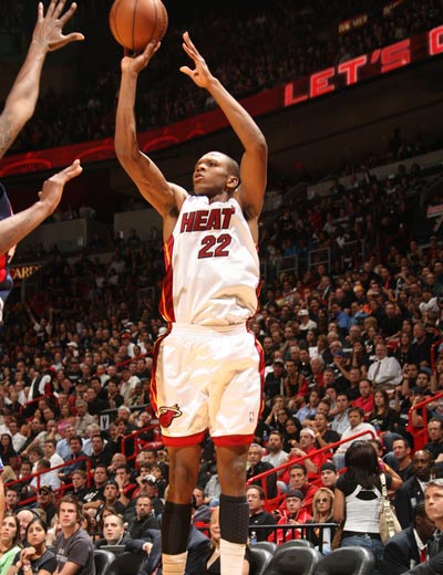 身的年轻人 身的年轻人